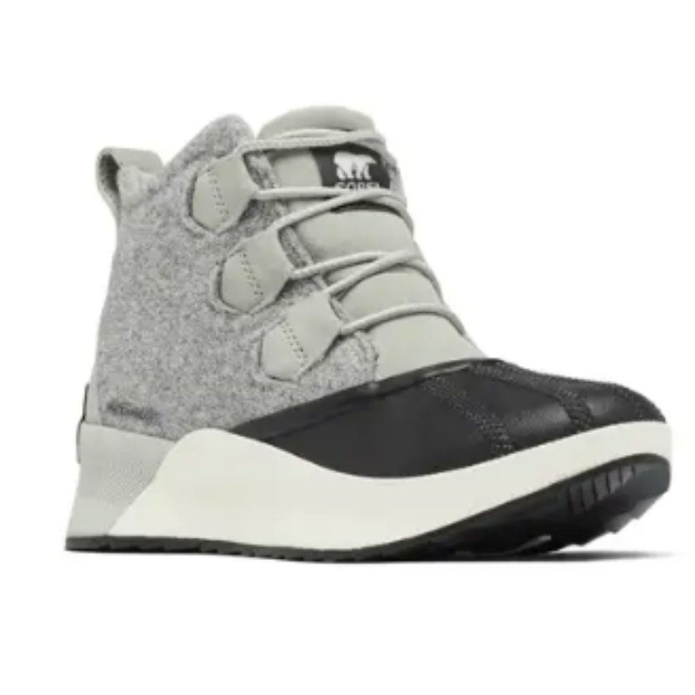 SOREL Out N About III Waterproof Duck Boot in DOVE/ JET (Size 6 **runs small)